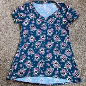 LULAROE Christy T V-Neck Top, Sugar Skulls, Sz XS